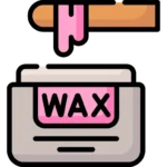 En tecknad illustration av en Golaan vaxningskit. En träspatel med rosa vax hänger över en öppen behållare märkt "WAX" med rosa vax inuti. Bakgrunden är designad för människan och förblir helt svart för att framhäva produkten.