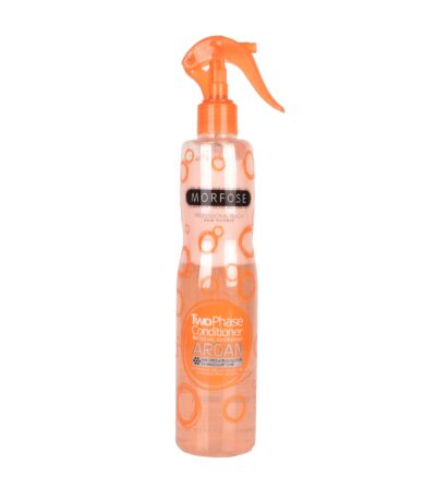 400 ml Morfose Argan Two Phase Conditioner, med en cirkulär design och berikad med arganolja, är ett måste i Golaan Sveriges hårprodukterkollektion för dig som söker enkel hårvård.